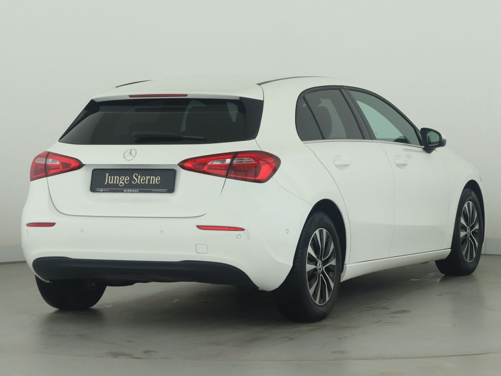 Mercedes-Benz A 180 2021