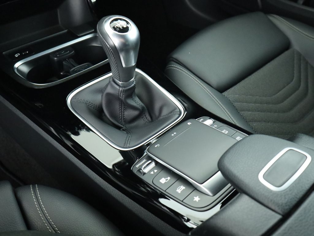 Mercedes-Benz A 180 2021