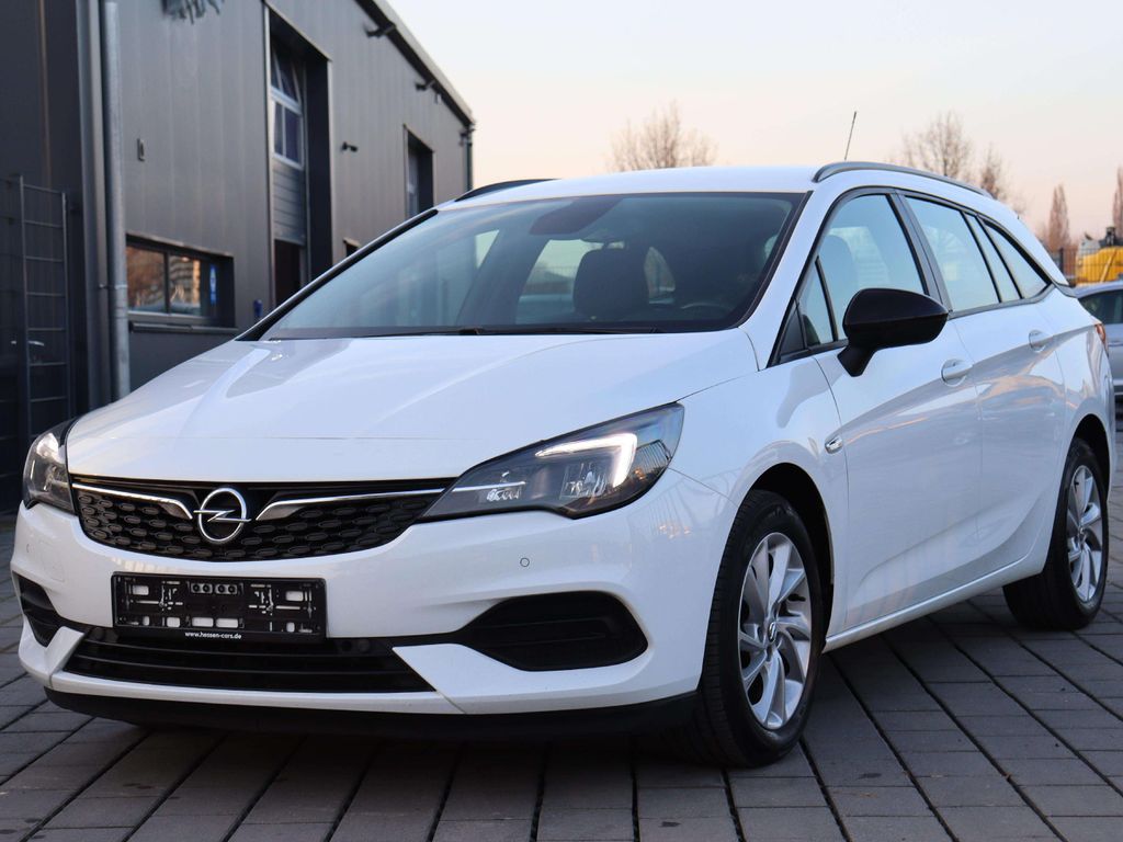 Opel Astra 2022