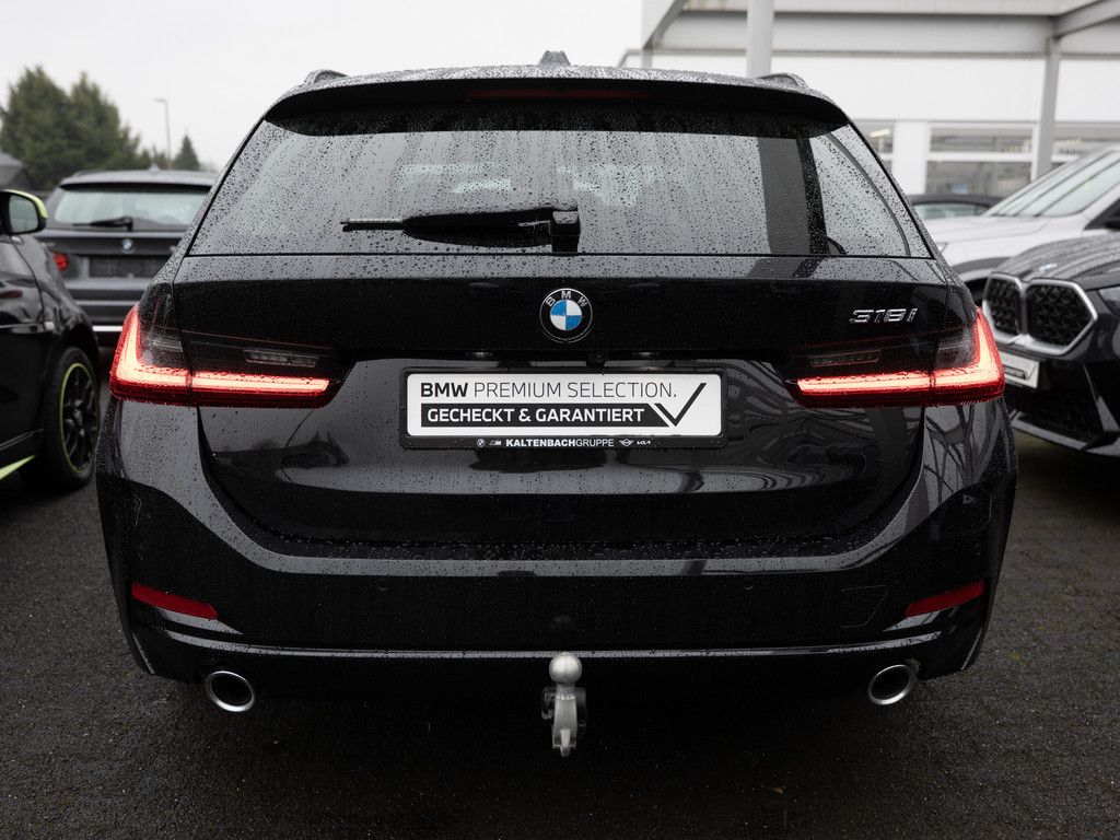 BMW 318 2025