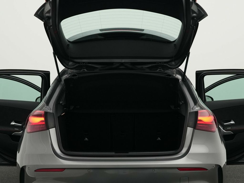 Mercedes-Benz A 200 2024