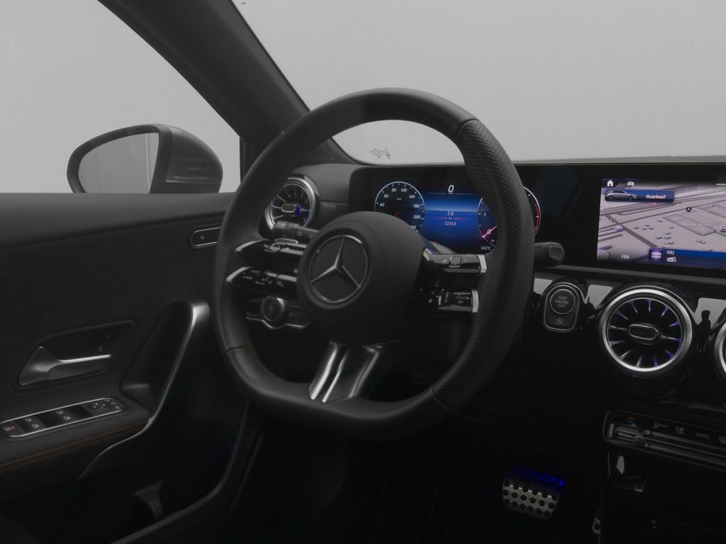 Mercedes-Benz A 200 2024