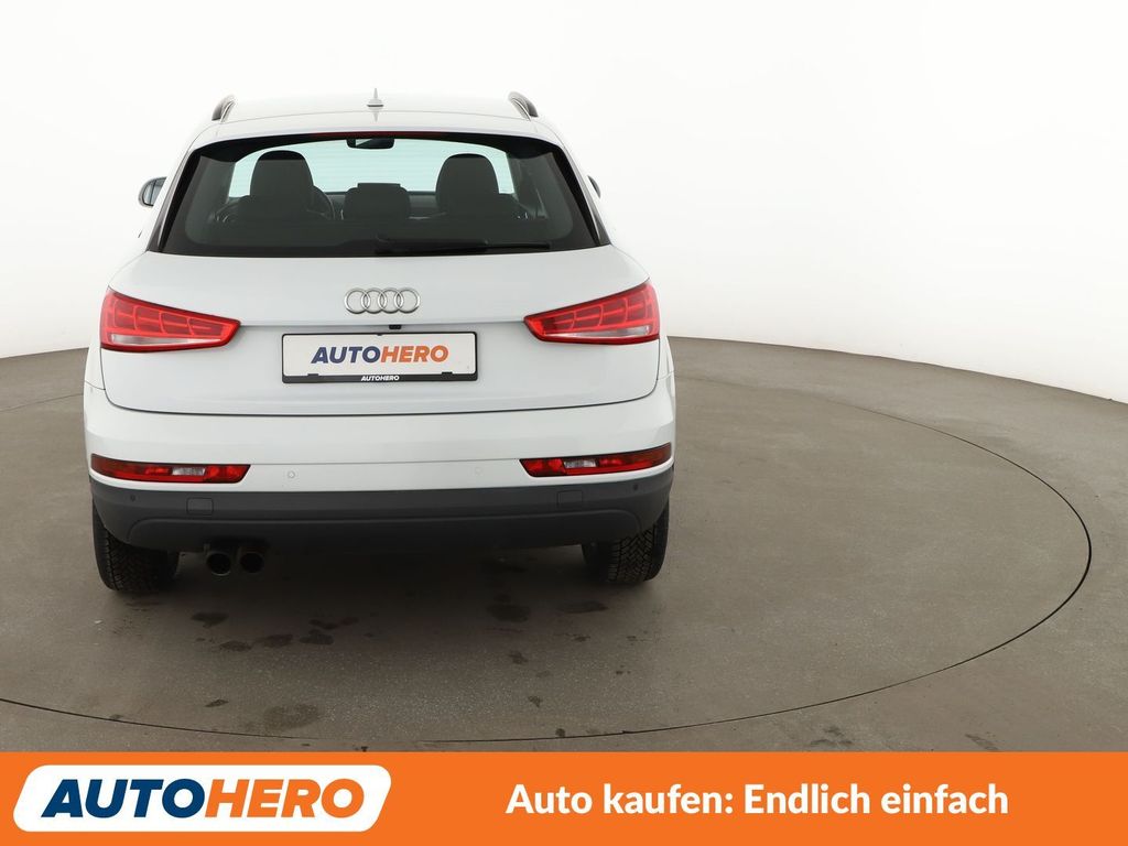 Audi Q3 2015