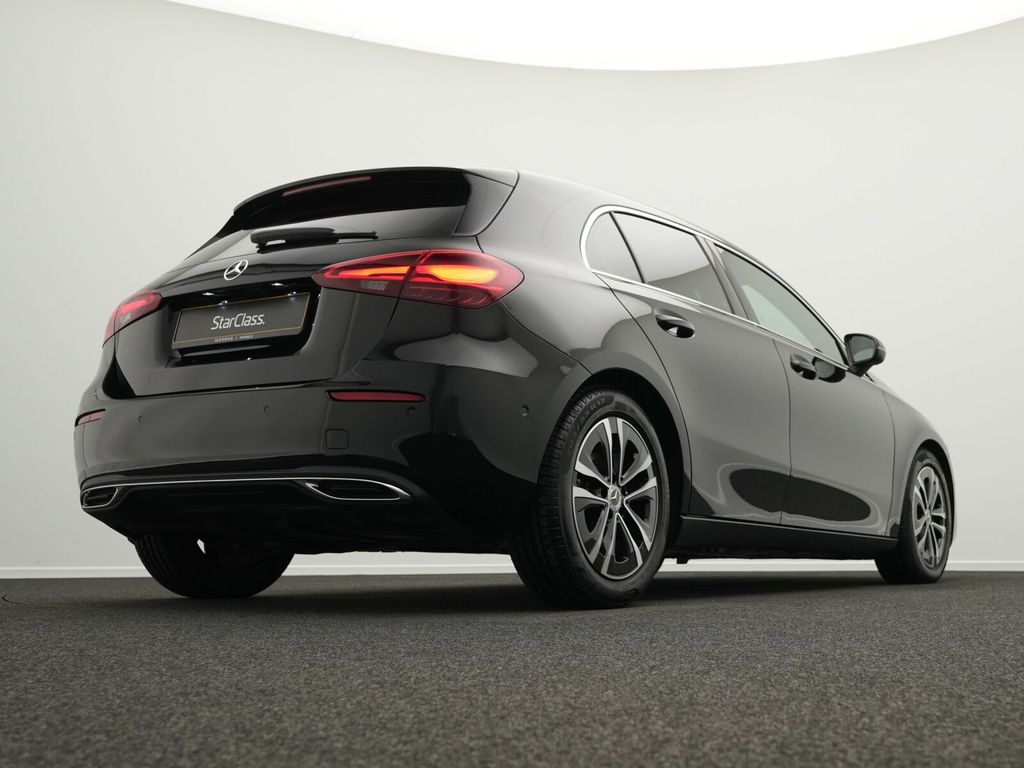 Mercedes-Benz A 180 2024