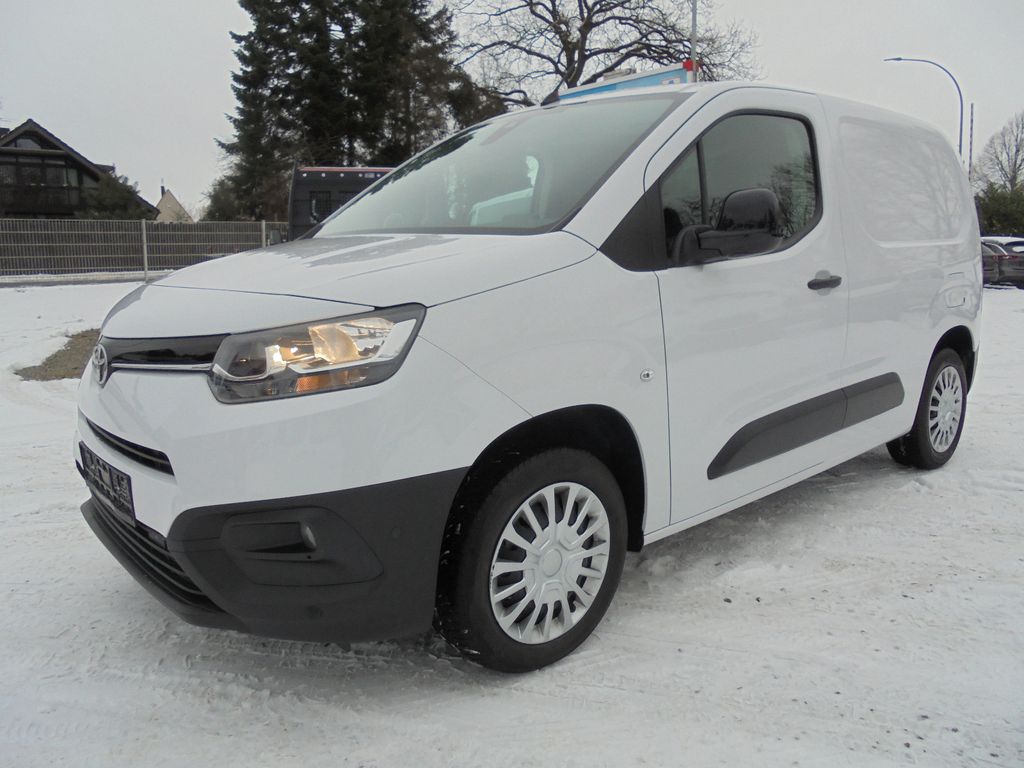 Toyota Proace City 2024