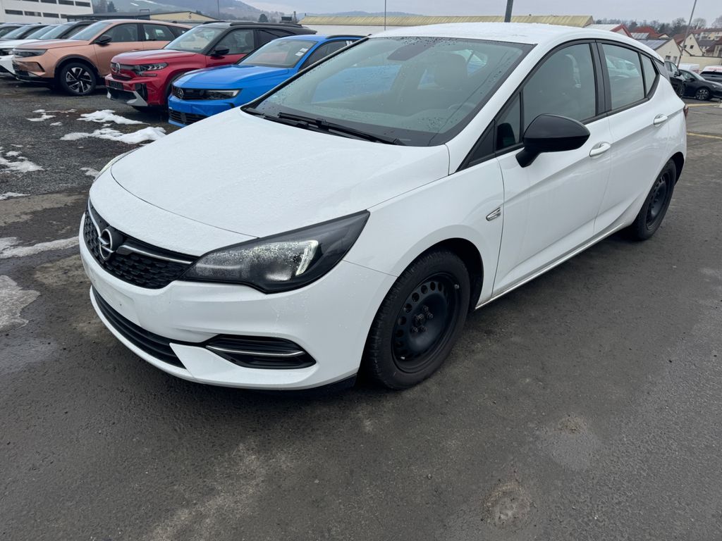 Opel Astra 2021