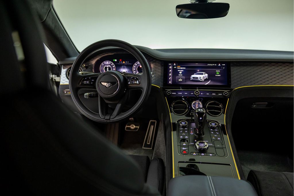 Bentley Continental GT 2025