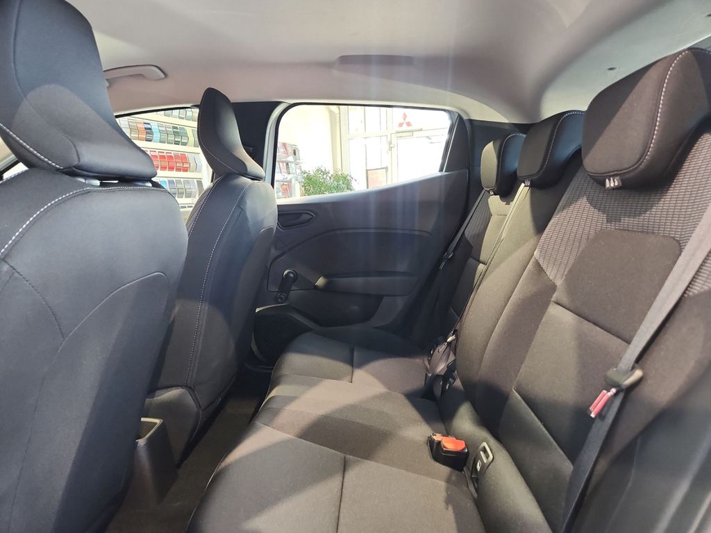 Mitsubishi Colt 2024