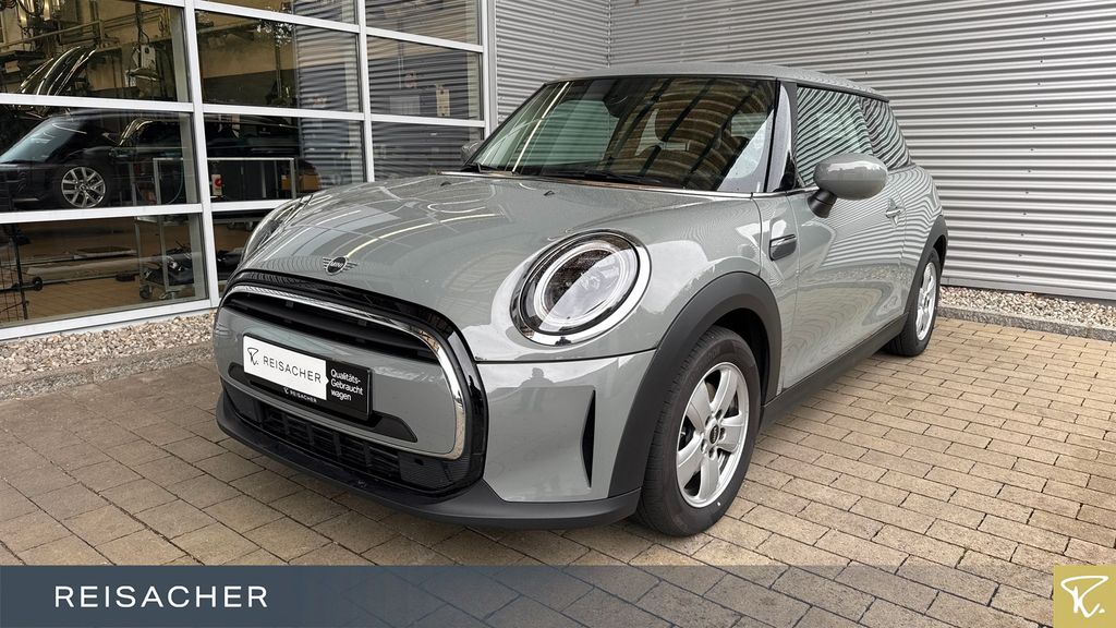 MINI ONE 2022