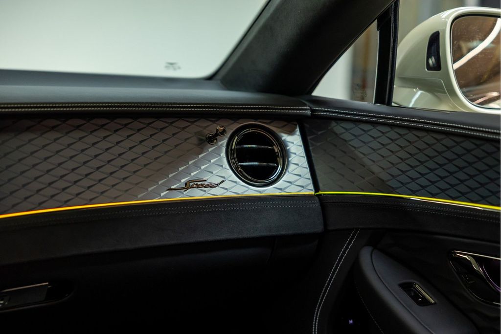 Bentley Continental GT 2025