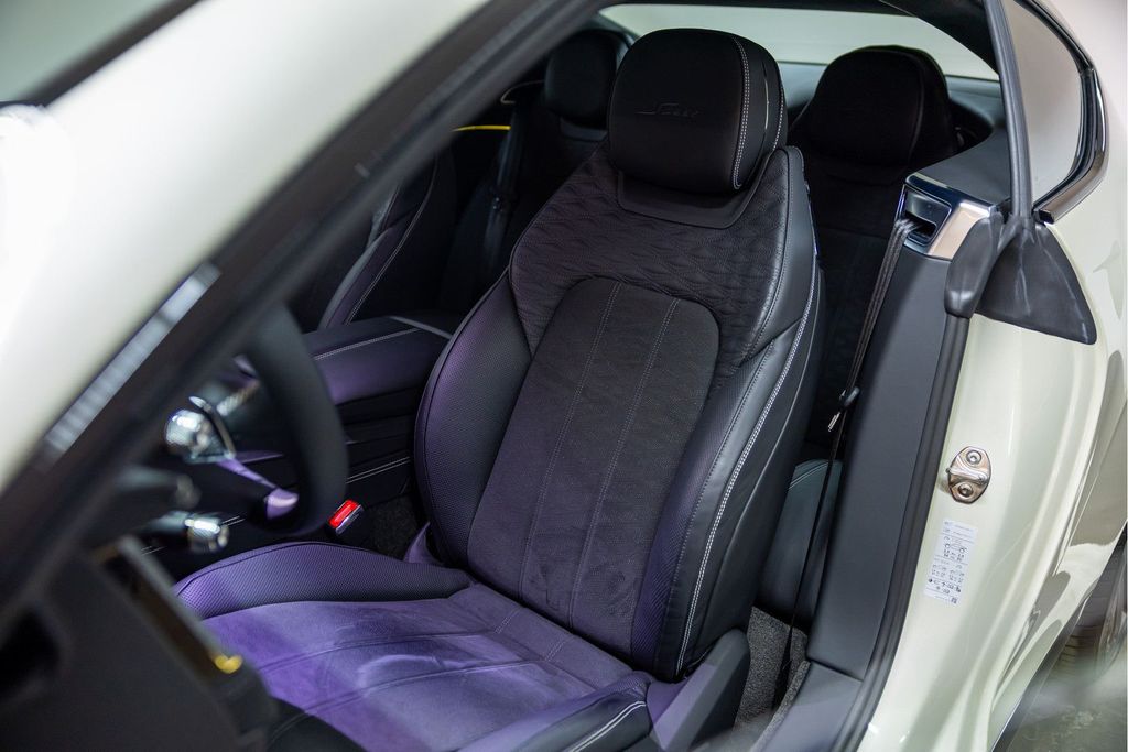 Bentley Continental GT 2025