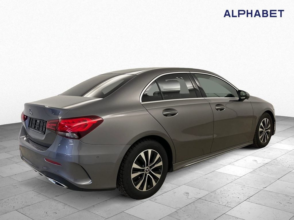 Mercedes-Benz A 200 2021
