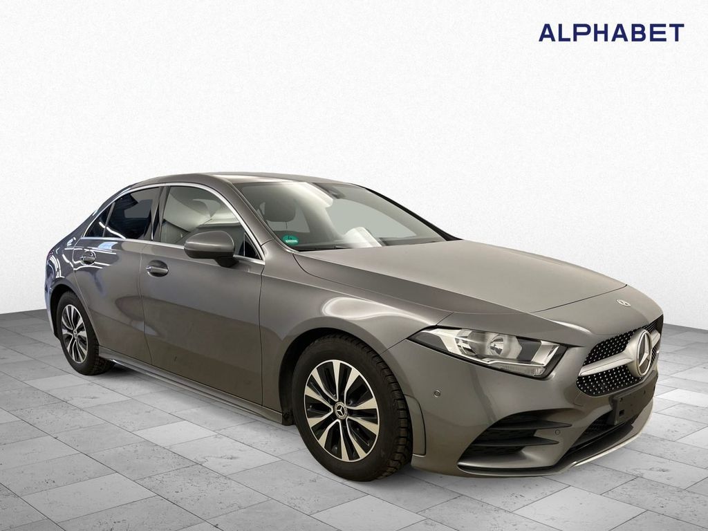 Mercedes-Benz A 200 2021