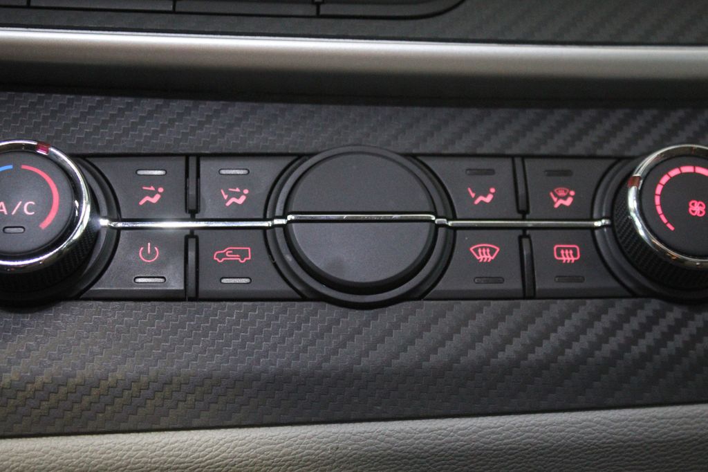 Maxus Deliver 9 2023