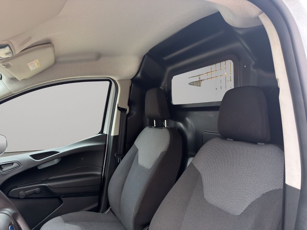 Ford Transit Courier 2021