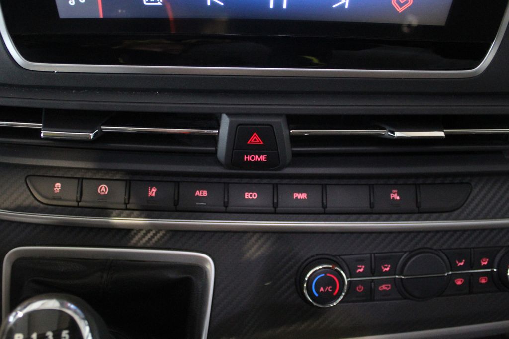 Maxus Deliver 9 2023