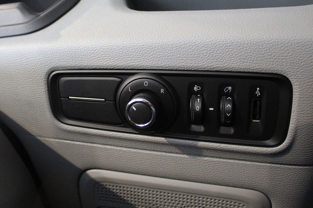 Maxus Deliver 9 2023