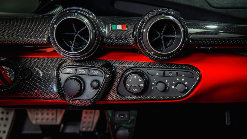 Ferrari LaFerrari 2015