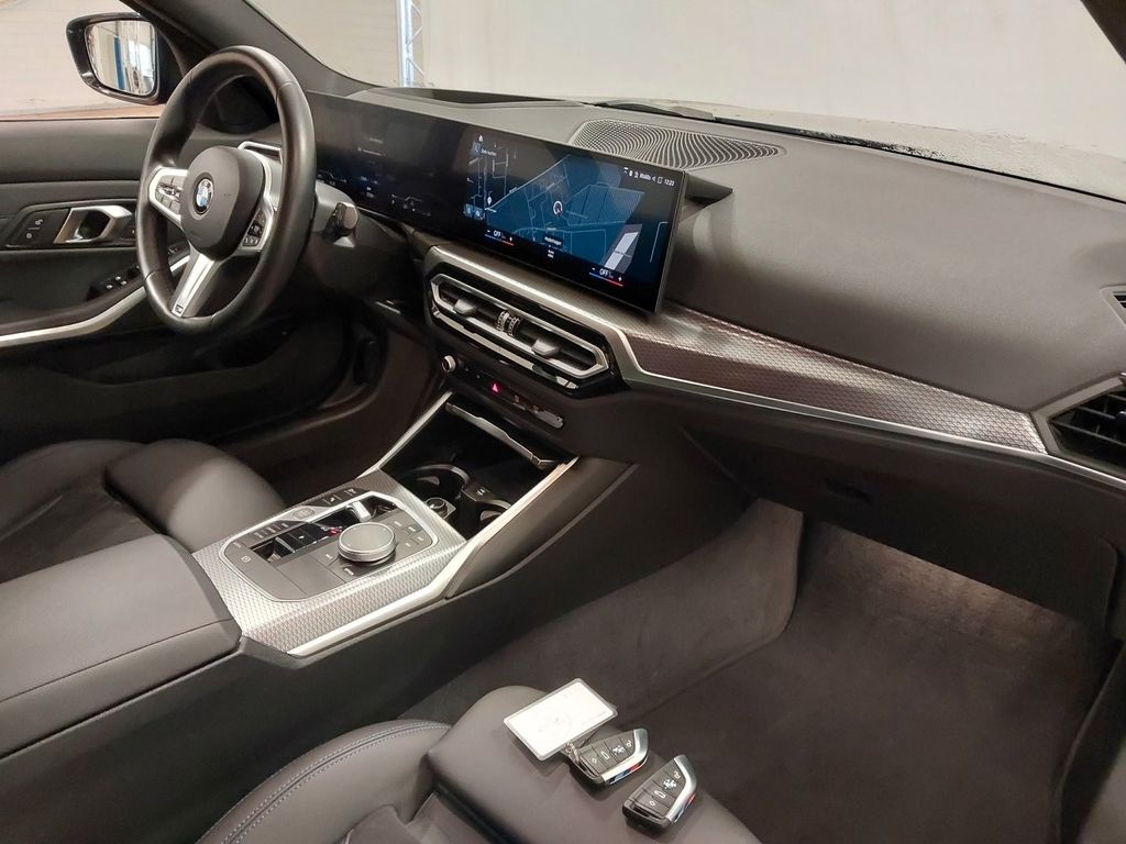 BMW 318 2024