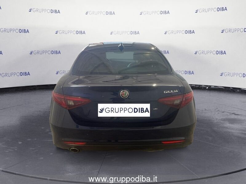 Alfa Romeo Giulia 2022