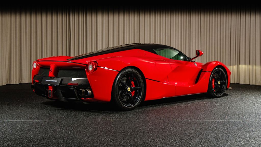 Ferrari LaFerrari 2015