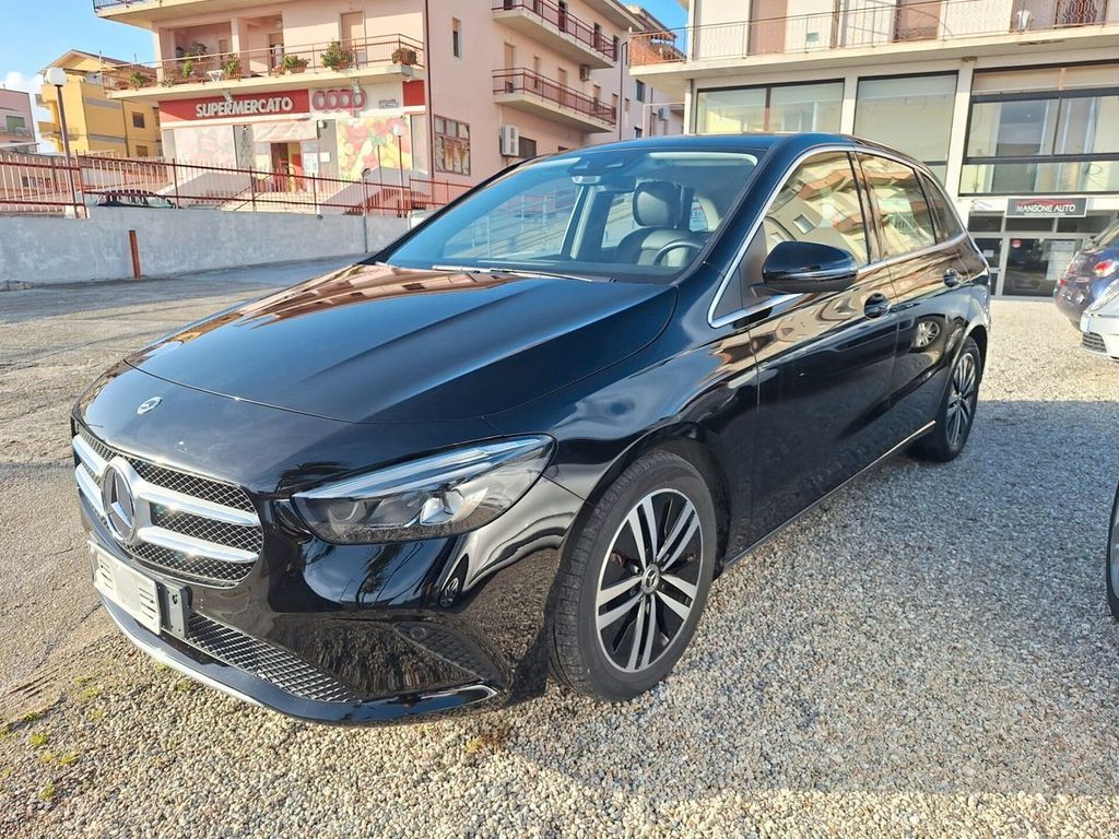 Mercedes-Benz B 180 2021