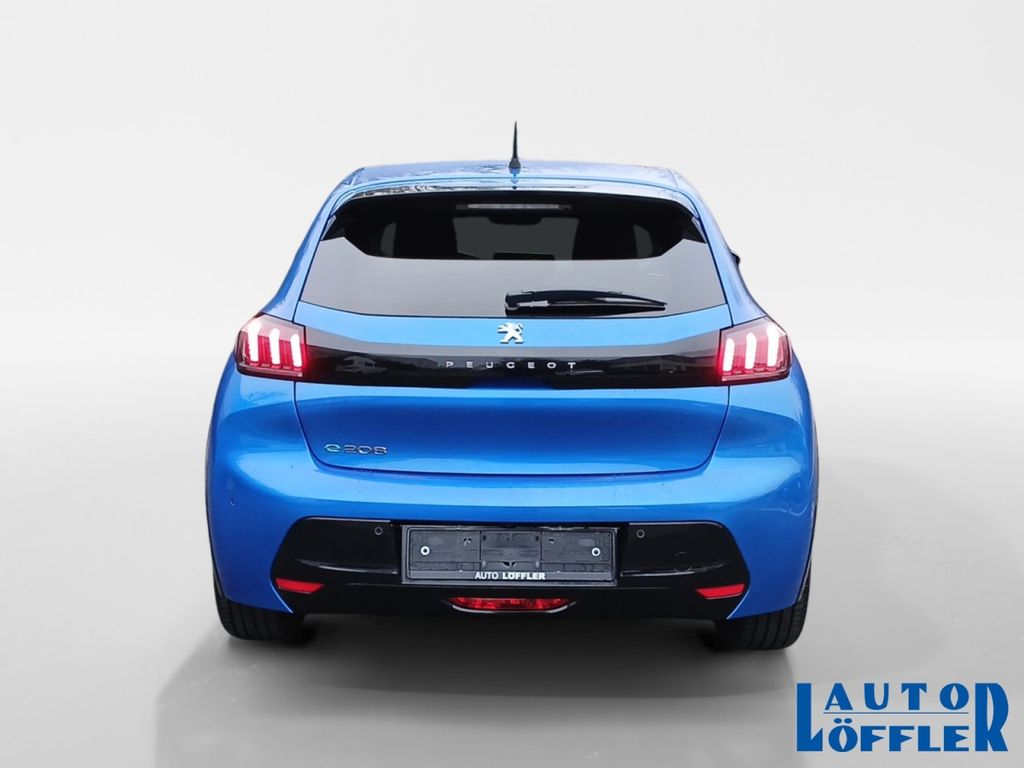 Peugeot 208 2021