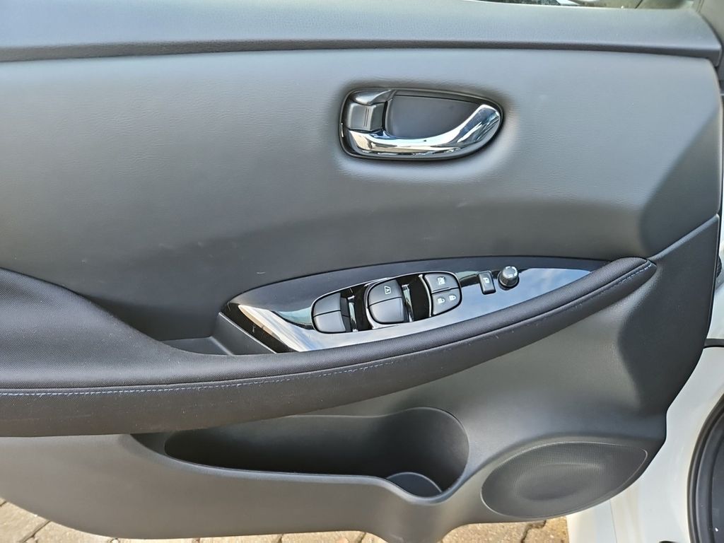 Nissan Leaf 2021