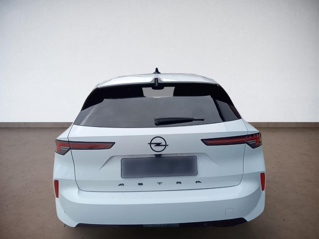 Opel Astra 2024