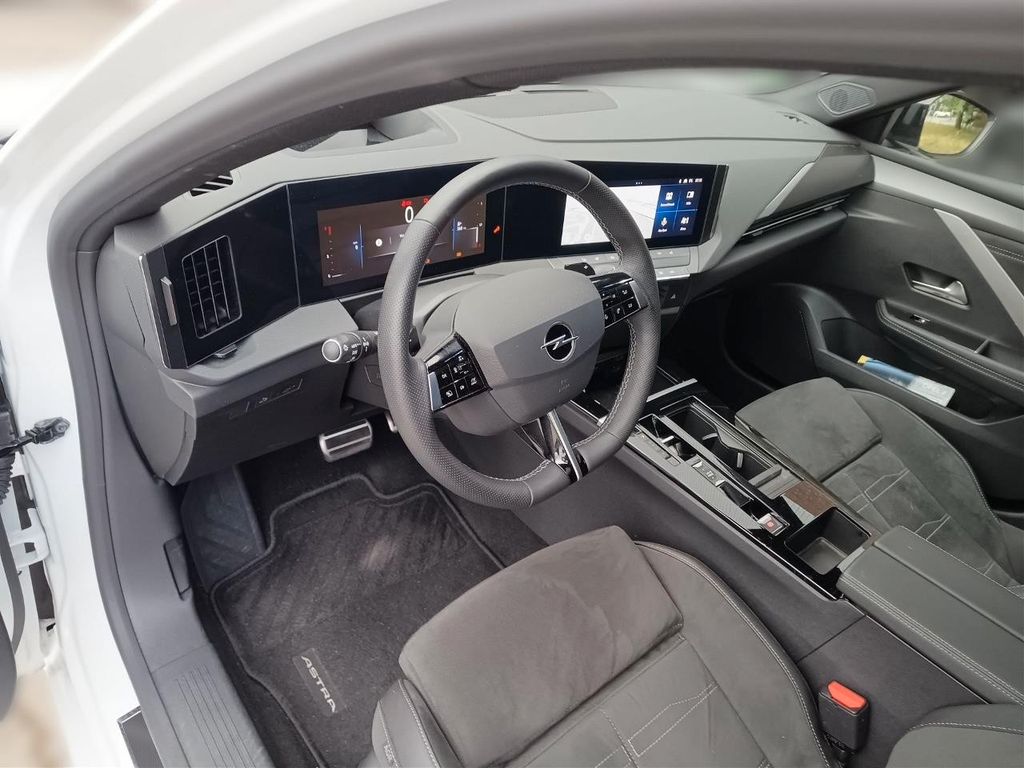 Opel Astra 2024