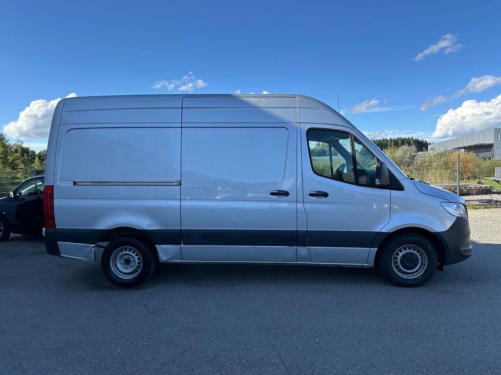 Mercedes-Benz Sprinter 2021