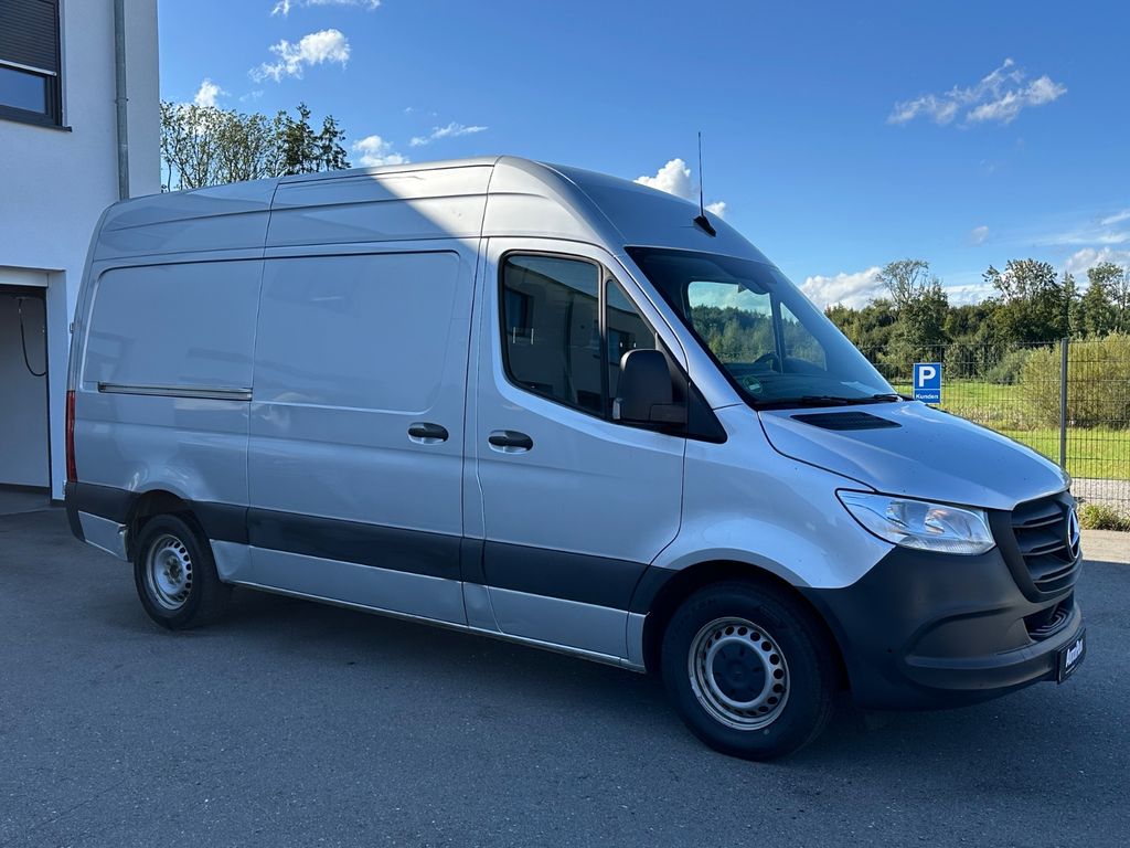 Mercedes-Benz Sprinter 2021