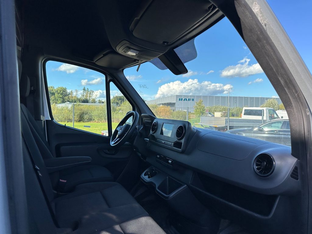 Mercedes-Benz Sprinter 2021