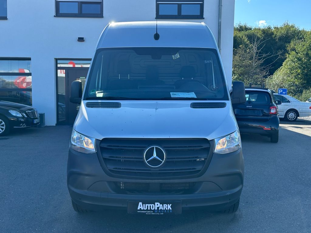 Mercedes-Benz Sprinter 2021