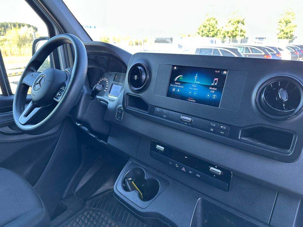 Mercedes-Benz Sprinter 2021