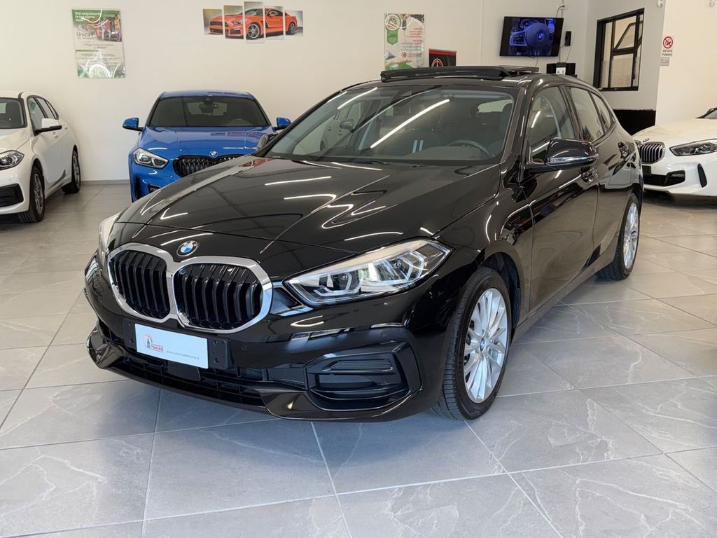BMW 118 2022