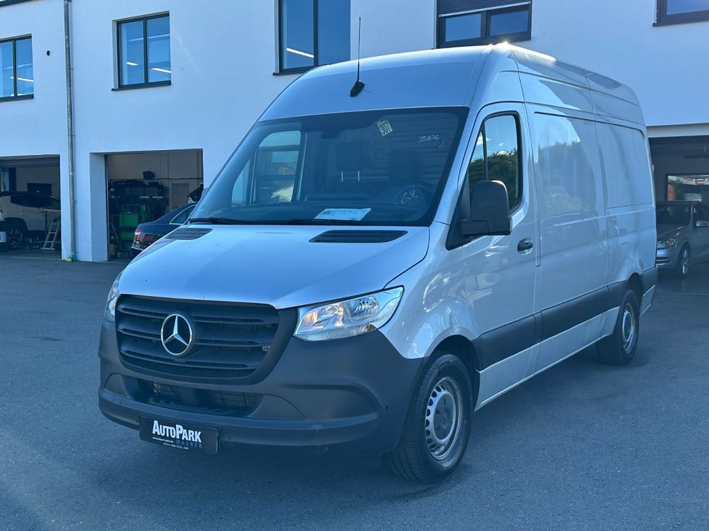 Mercedes-Benz Sprinter 2021