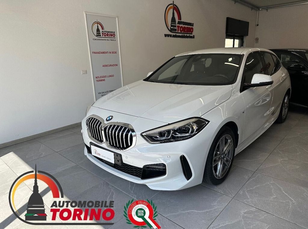 BMW 118 2022