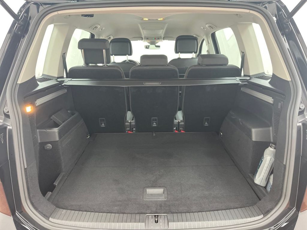 Volkswagen Touran 2023