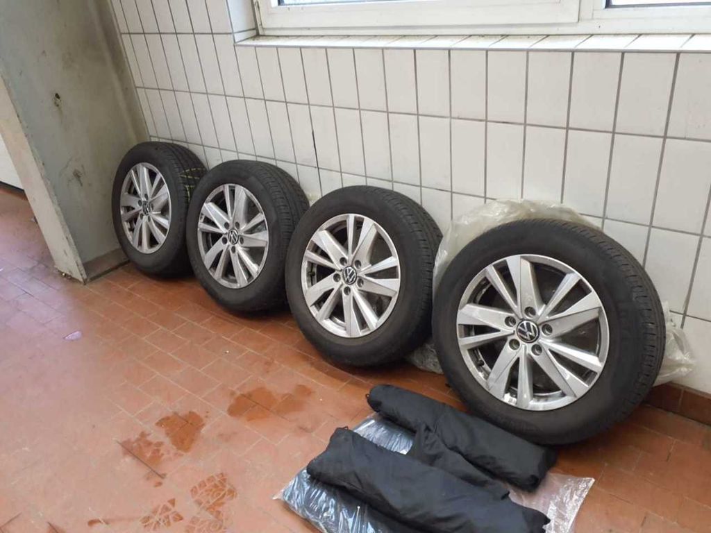 Volkswagen Touran 2023