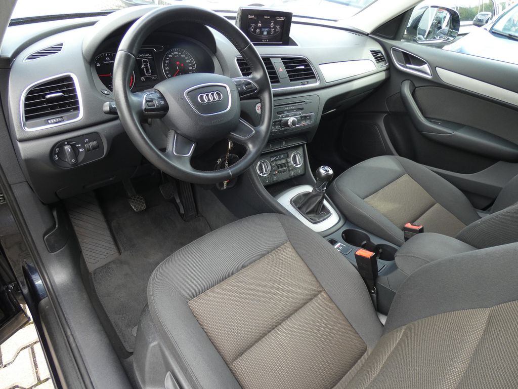 Audi Q3 2012