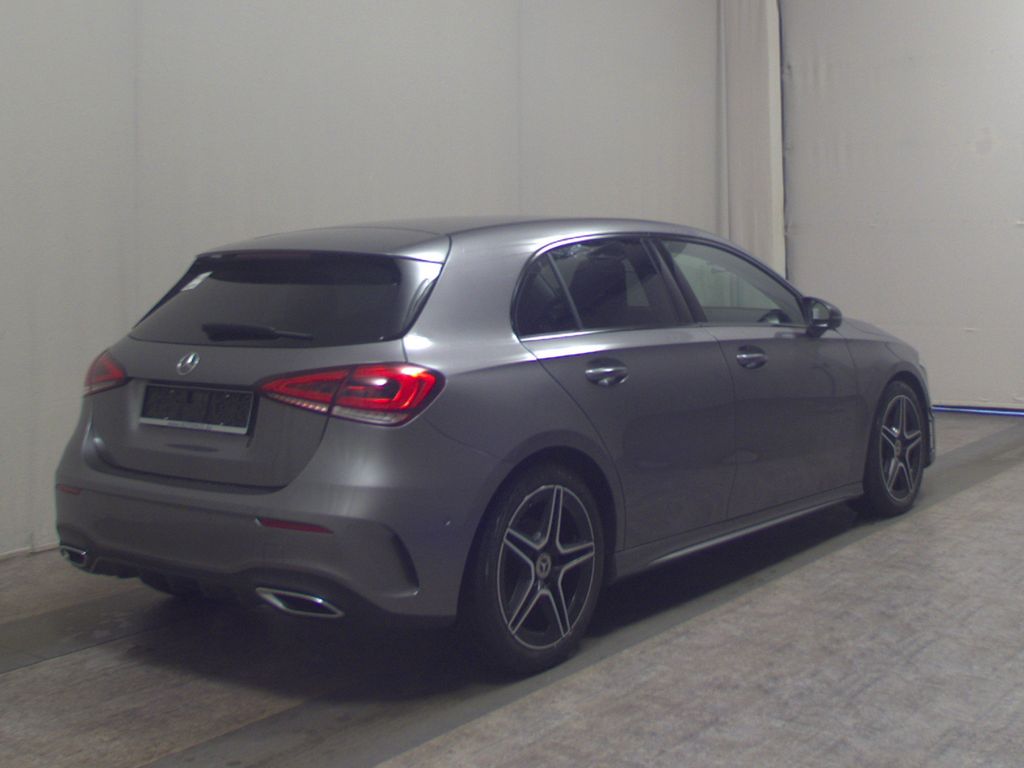 Mercedes-Benz A 180 2023