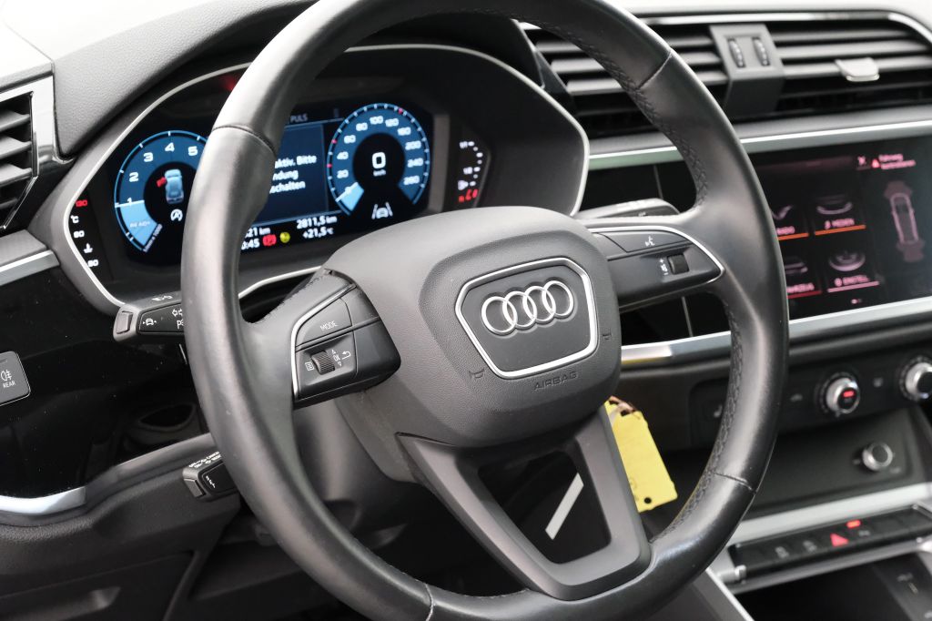 Audi Q3 2021