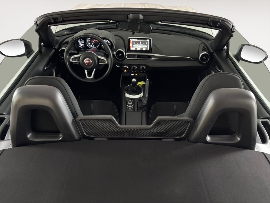 Fiat 124 Spider 2020