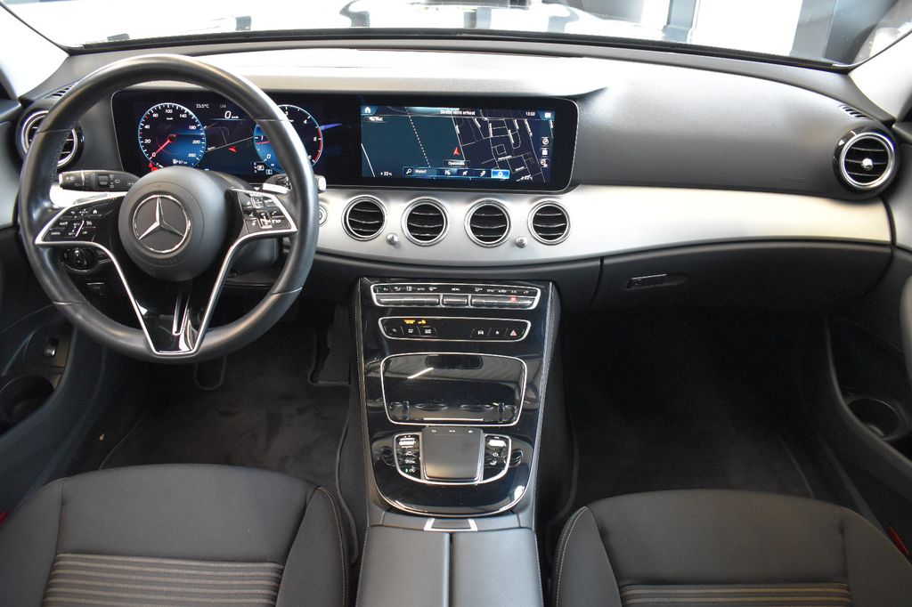 Mercedes-Benz E 200 2022