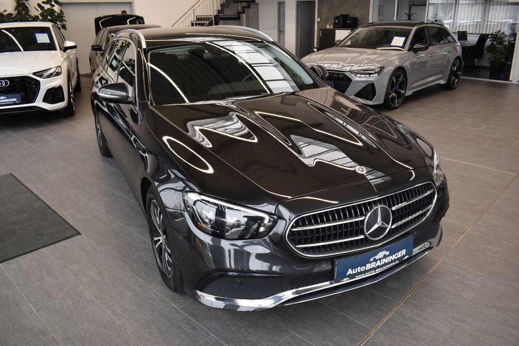 Mercedes-Benz E 200 2022