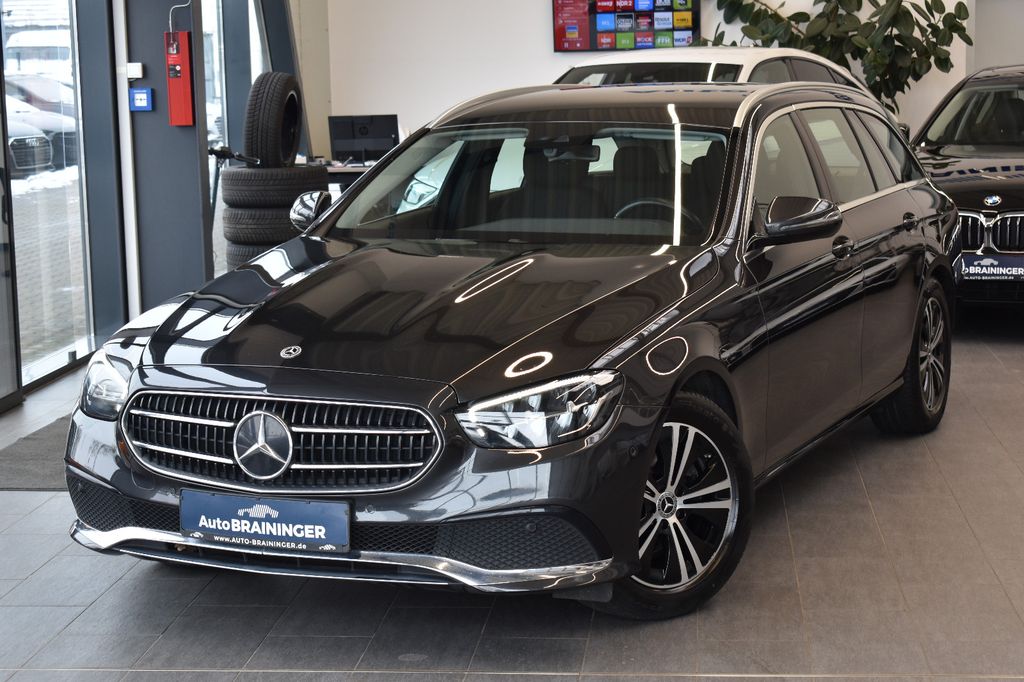 Mercedes-Benz E 200 2022