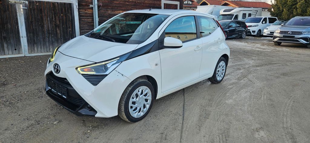 Toyota Aygo (X) 2021