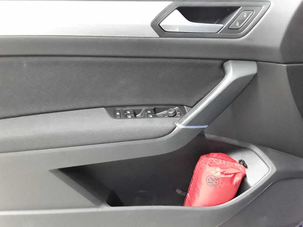 Volkswagen Touran 2021