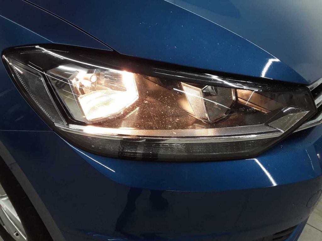 Volkswagen Touran 2021